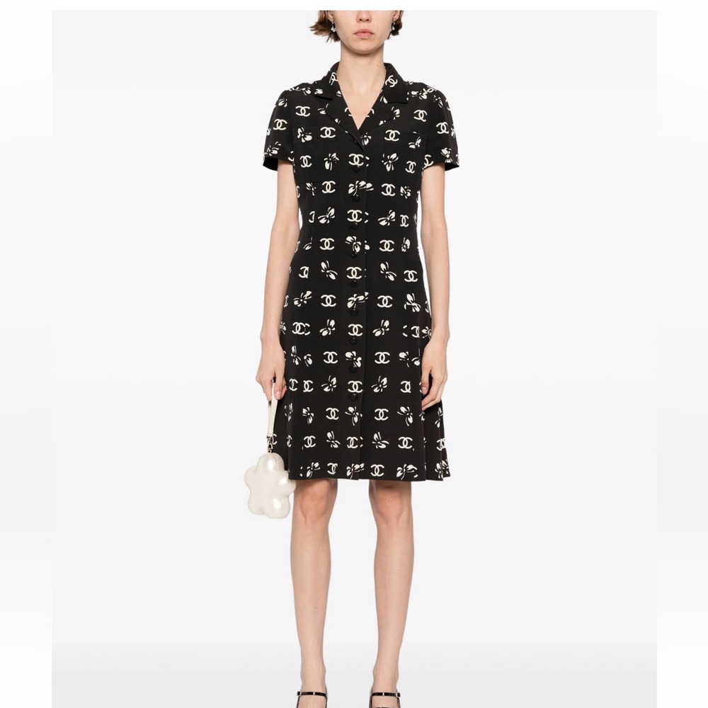 CHANEL Black and White butterfly cc logo dress from 1997’ - Picture 14 of 14